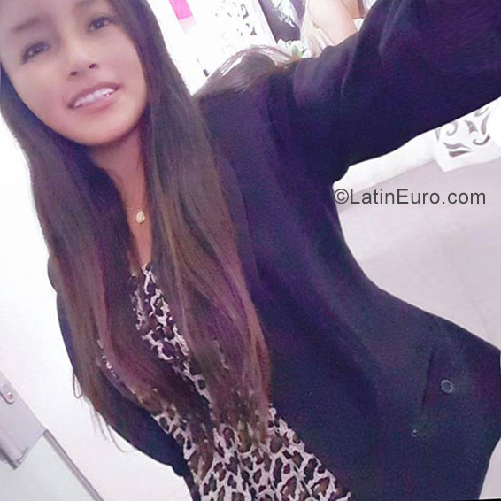Date this funny Peru girl Marisol from Lima PE1166