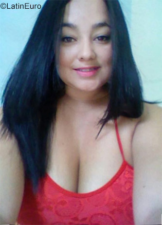 Date this hot Colombia girl Cristina from Medellin CO22782
