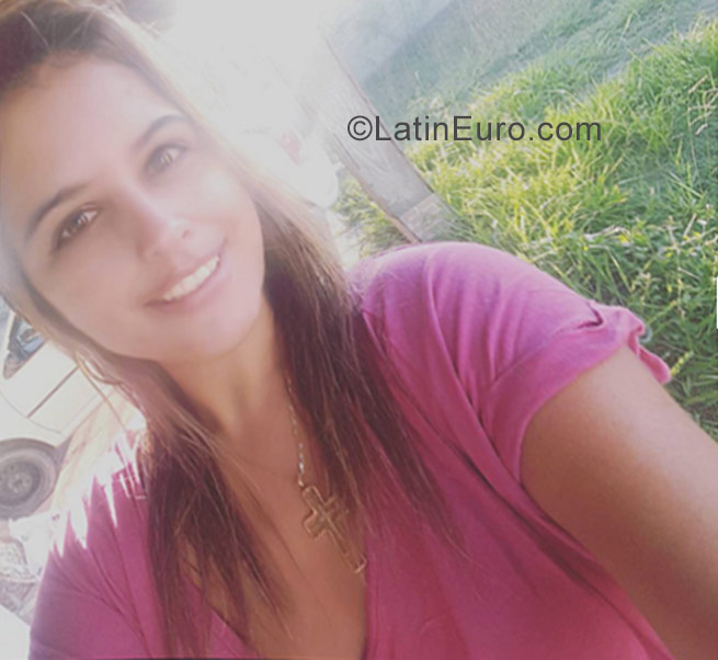 Date this cute Brazil girl Cristine from Rio de Janeiro BR10357