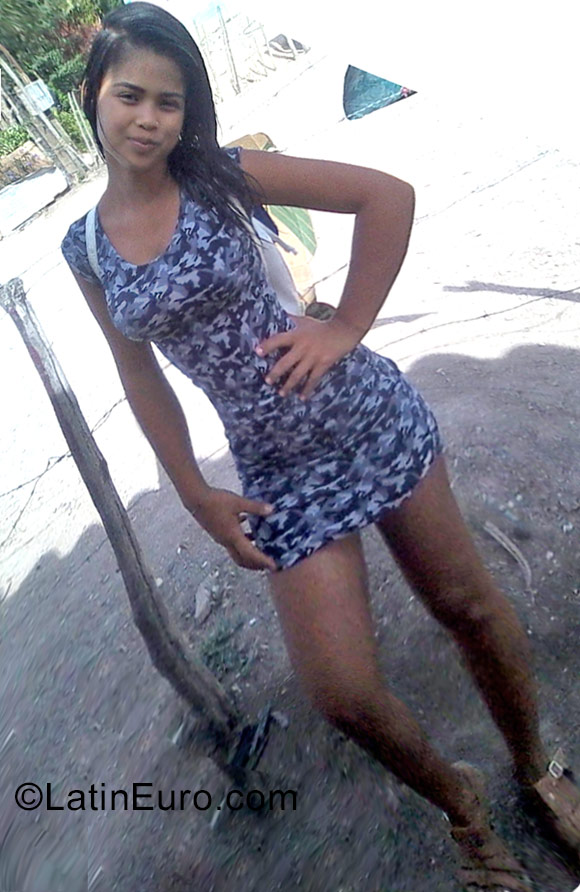 Date this gorgeous Venezuela girl Frances from Barquisimeto VE1113