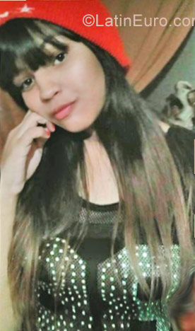 Date this sensual Venezuela girl Maique from Agua Salada VE1149