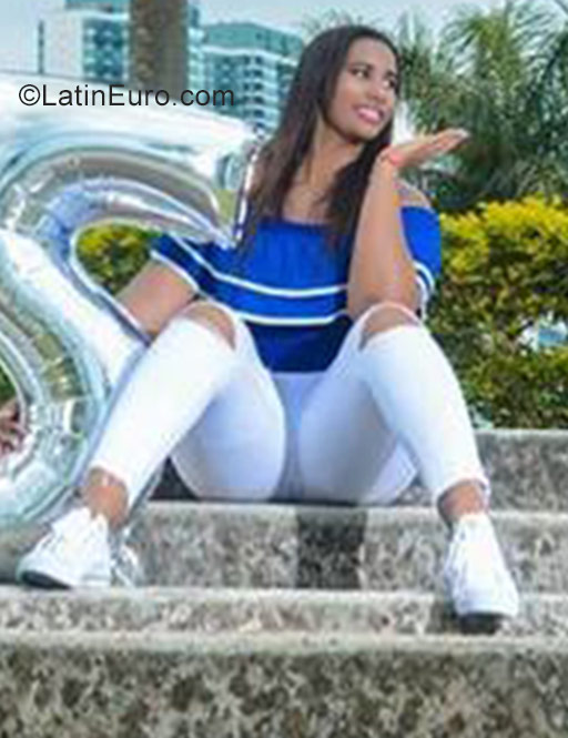 Date this delightful Panama girl Diamantina from Panama Cita PA1098