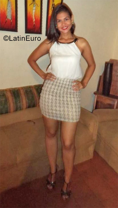 Date this funny Venezuela girl Genesis from San Juan De Los Morros VE1183