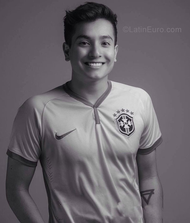 Date this stunning Bolivia man Fabio from Cochabamba BO27