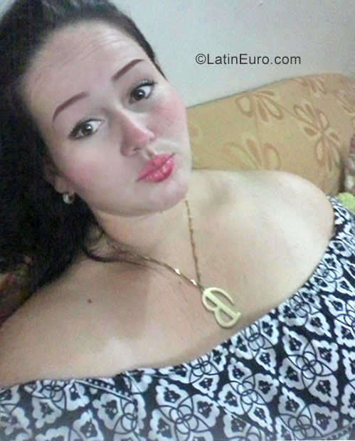 Date this voluptuous Venezuela girl Brisa from Caracas VE1218