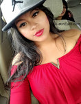 happy Ecuador girl Kaysi from Cuenca EC233