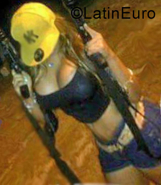 Date this good-looking Venezuela girl Anny from Maracaibo VE1255