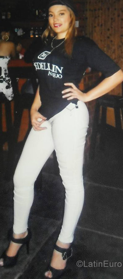 Date this passionate Colombia girl Ximena from Pereira CO23190