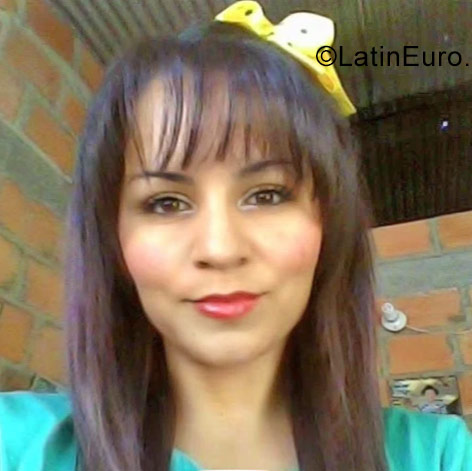 Date this foxy Colombia girl Astrid from Villavicencio CO23193