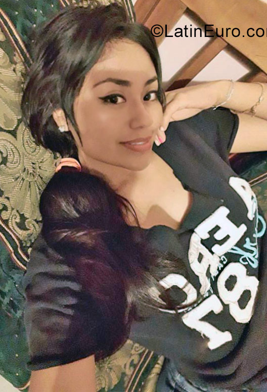 Date this funny Colombia girl Jenny from Villavicencio CO23197