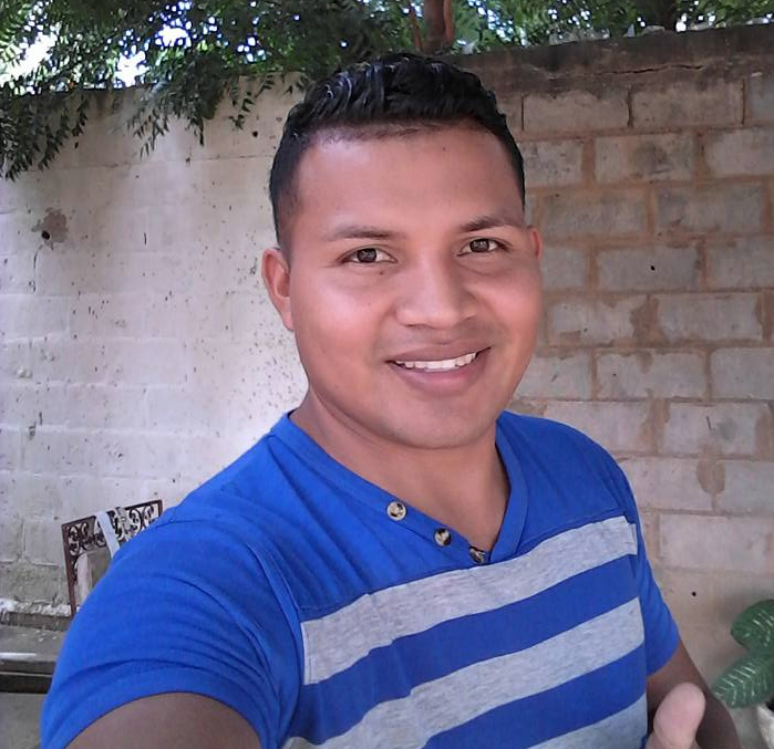 Date this funny Venezuela man Adrian from maracaibo VE1307