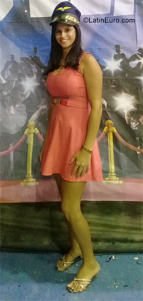 Date this fun Brazil girl Geane from Bela Cruz BR10447