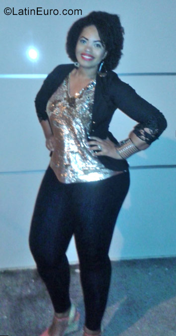 Date this charming Brazil girl Maria dos Anjos from Vila Velha BR10452