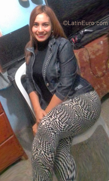 Date this delightful Venezuela girl Graci from Zulia VE1364