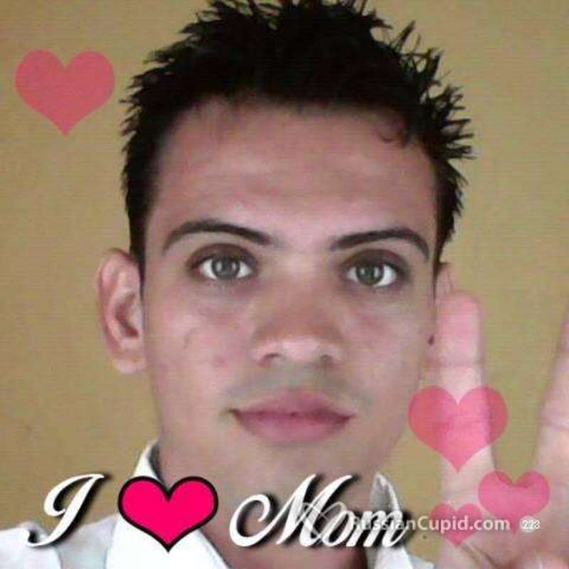 Date this sensual Honduras man Vladimir from Tegucigalpa HN2458