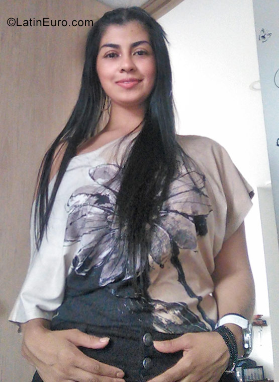 Date this gorgeous Colombia girl Monica from Medellin CO23449