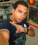 happy Dominican Republic man Sandi from Santo Domingo DO31772