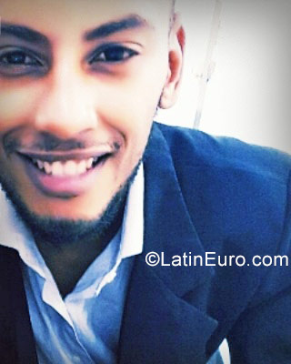 Date this athletic Venezuela man Claudio from Barueri VE1404