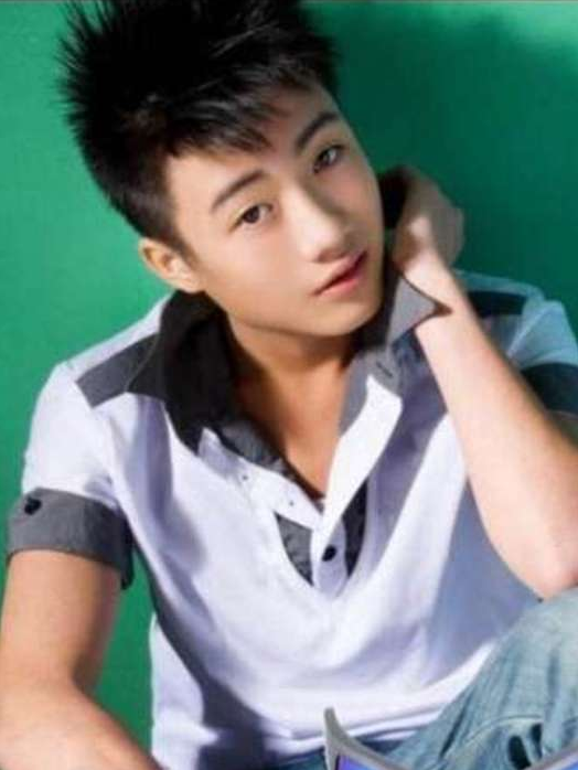 Date this gorgeous China man Will1206079 from Tianjin CN30