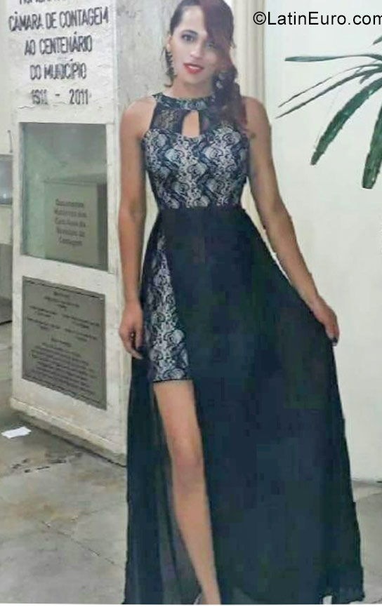 Date this georgeous Brazil girl Junia from Belo Horizonte BR10491