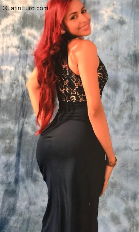Date this voluptuous Dominican Republic girl Maryelis from Santo Domingo DO31969