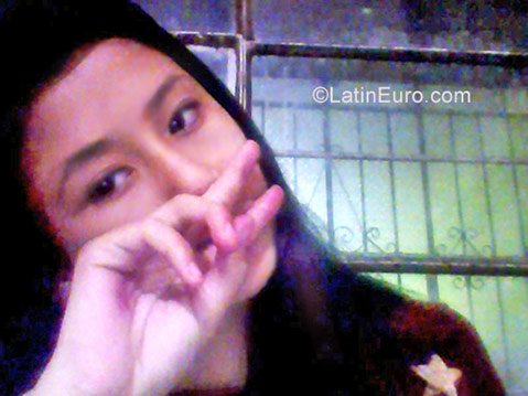 Date this gorgeous Peru girl Enarda from Trujillo PE1244