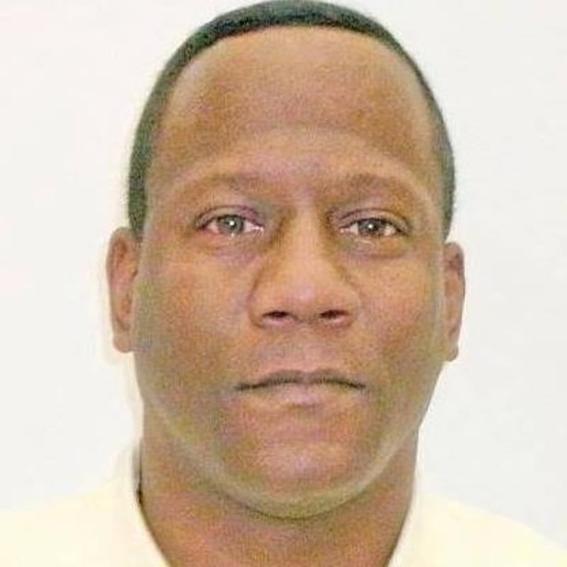 Date this sultry United States man Sooli7464 from Naperville US19233