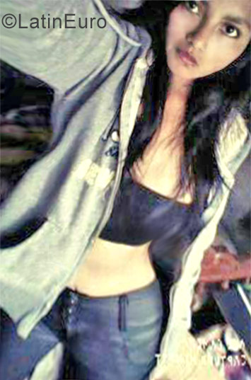 Date this lovely Colombia girl Jackeline from Pasto CO23823