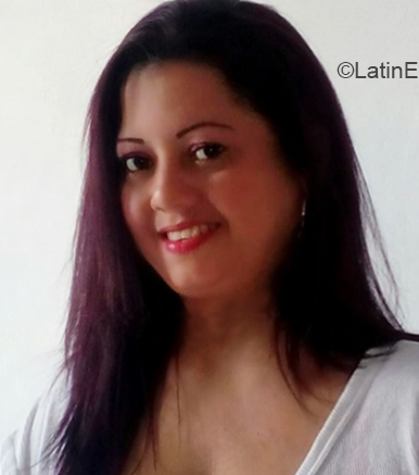 Date this foxy Colombia girl Sandra from Pereira CO23863