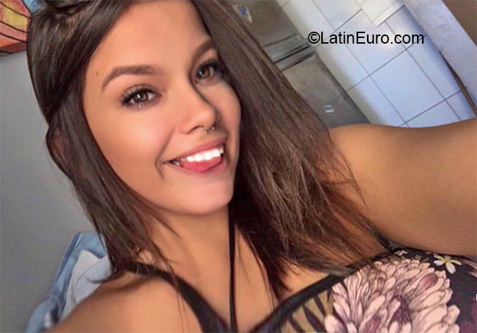Date this delightful Brazil girl Amanda from Rio de Janeiro BR10559