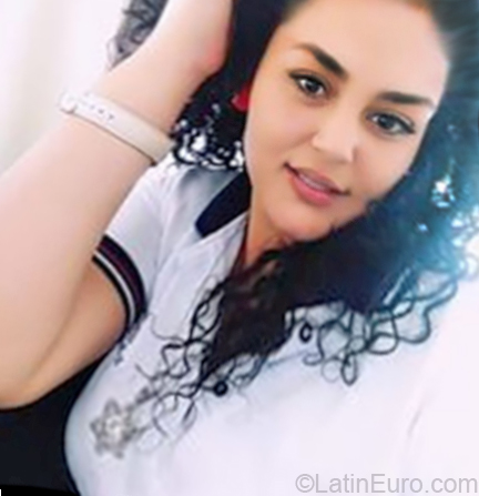 Date this gorgeous Costa Rica girl Fanny from San Jose CR356
