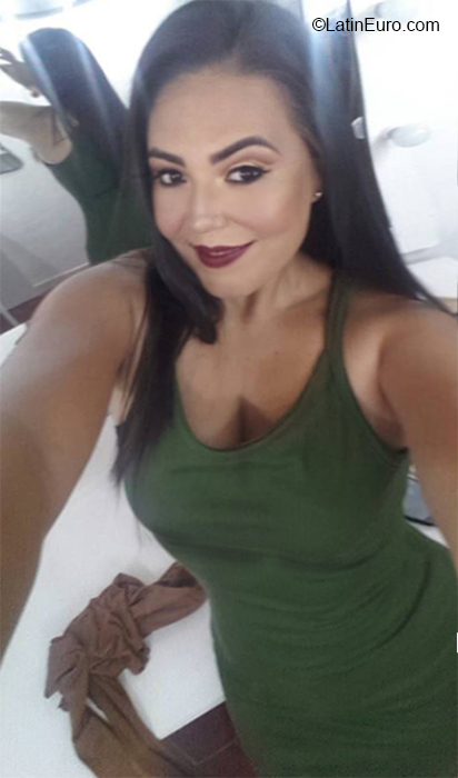 Date this hot Venezuela girl Ross from Barinas VE1638