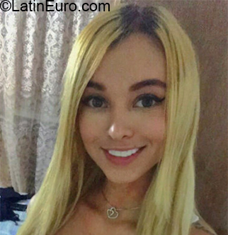 Date this funny Colombia girl Tatiana from Medellin CO23920