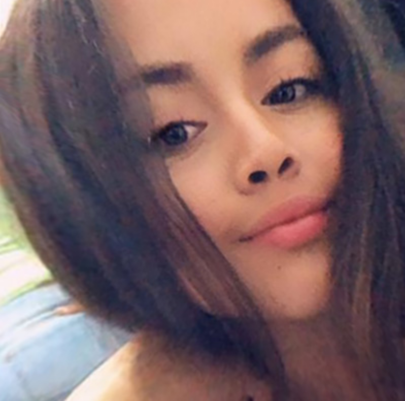 Date this stunning Colombia girl Natalia from Cali CO24025