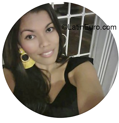 Date this lovely Colombia girl Eveis from Valledupar CO24046