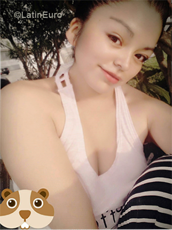 Date this cute Peru girl Tania from Lima PE1286