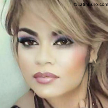 Date this pretty Colombia girl Maria from Medellin CO24110