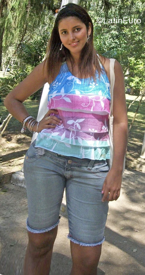 Date this beautiful Brazil girl Lucia from Rio de Janeiro BR10618