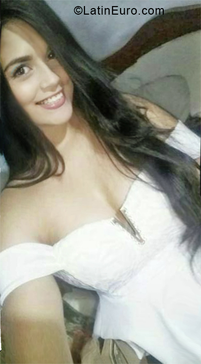 Date this exotic Colombia girl Daisy from Pereira CO24174