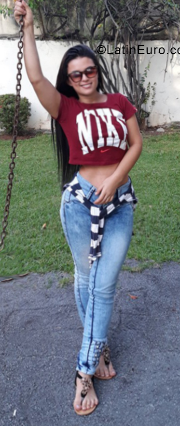 Date this good-looking Panama girl Diane from Panama City PA1129