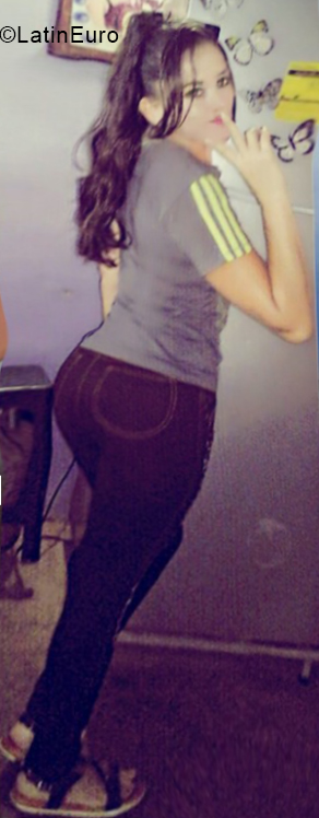 Date this passionate Venezuela girl ZULAY from Araure VE1812