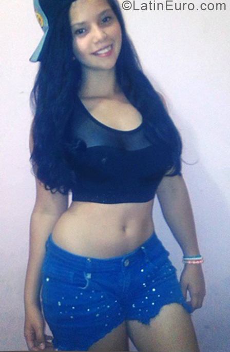 Date this cute Colombia girl MICHELL from Cucuta CO24213