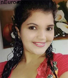 Date this good-looking Venezuela girl SARAH from Merida VE1836