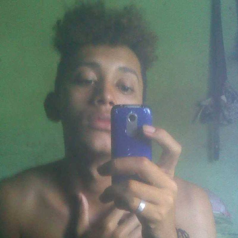 Date this foxy Venezuela man Alexis98 from Maturin VE1839