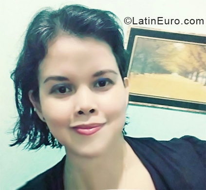 Date this funny Honduras girl Silvia from San Pedro Sula HN2553