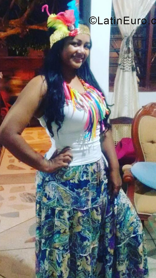 Date this funny Colombia girl Elys from Ibaque CO24321