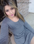 attractive Colombia girl Diana from Medellin CO24395