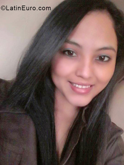 Date this charming Honduras girl Eny from San Pedro Sula HN2561