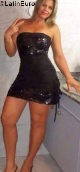 Date this cute Brazil girl Nelly from Sao Paulo BR10676