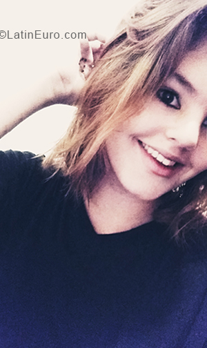 Date this beautiful Brazil girl Beccah from Sao Paulo BR10701